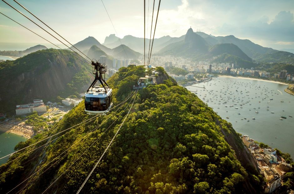 Pão de Açúcar com bondinhos, eternamente um dos lugares instagramáveis do Rio de Janeiro
