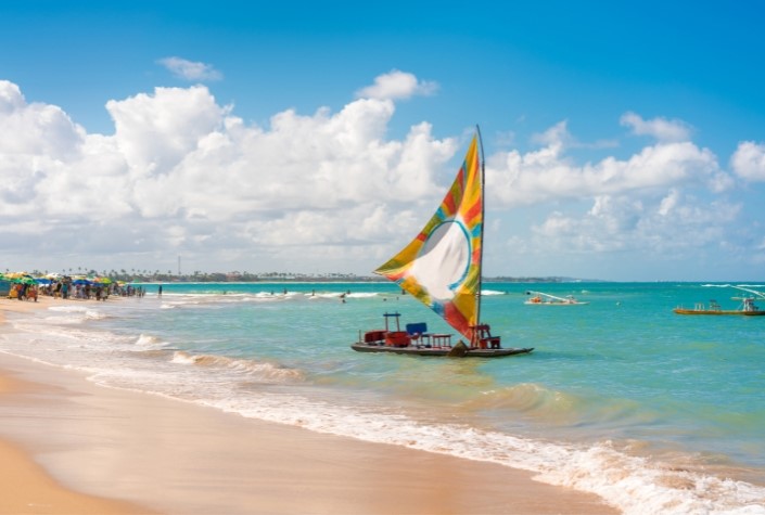 jangada no mar de Porto de Galinhas