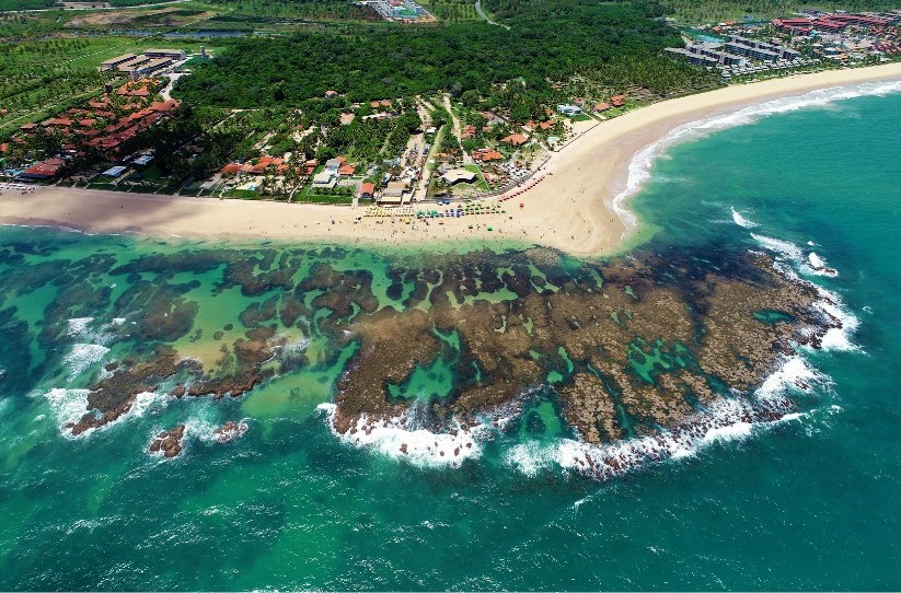 vista aérea praia do cupe, porto de galinhas, pernambuco
